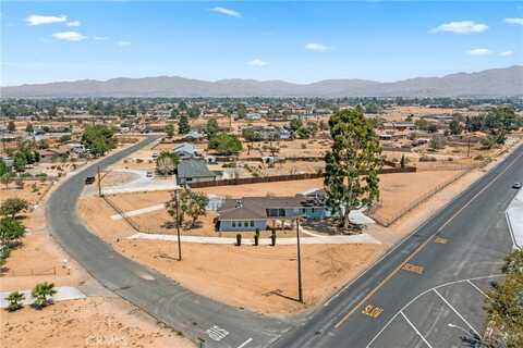 13721 Mohawk Road, Apple Valley, CA 92307