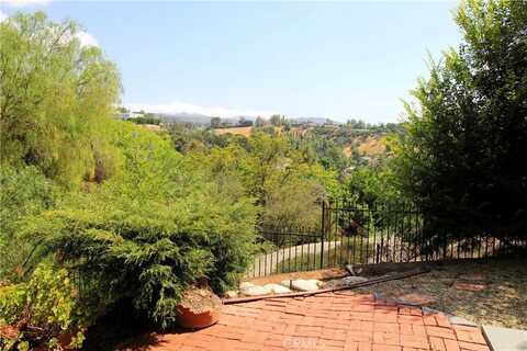 22668 Macfarlane Drive, Woodland Hills, CA 91364