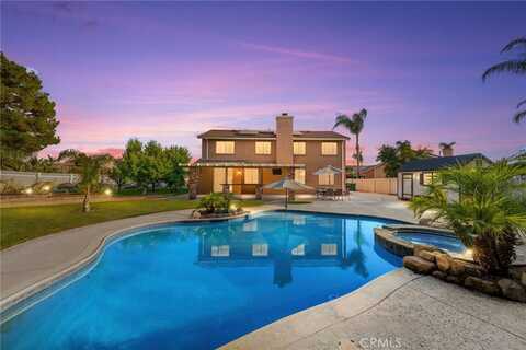 7633 Paseo Medio, Highland, CA 92346