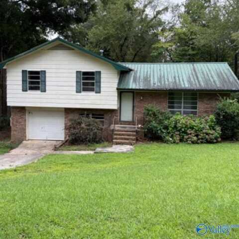 1018 Hillcrest Drive, Weaver, AL 36277