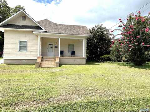 911 S 6th Street, Gadsden, AL 35901