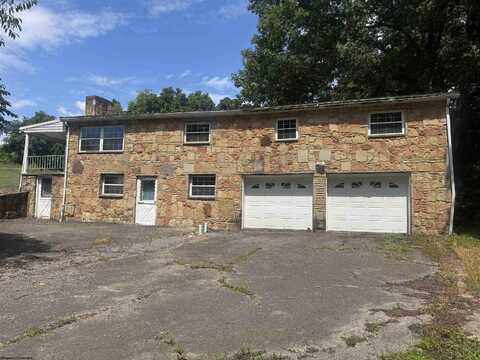 100 Dee Street, Fairmont, WV 26554