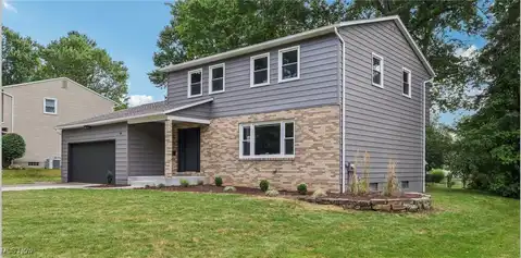 296 Windfall Lane, Wadsworth, OH 44281