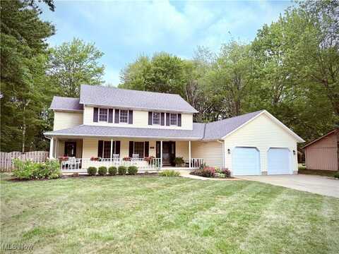 1125 Royal Drive, Amherst, OH 44001