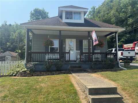 102 Reynolds Street, East Liverpool, OH 43920