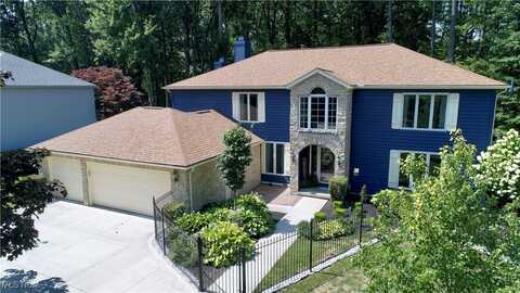 3770 Willow Run, Westlake, OH 44145