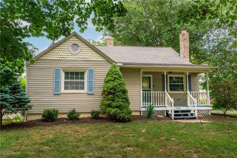 2743 N Bender Avenue, Akron, OH 44319