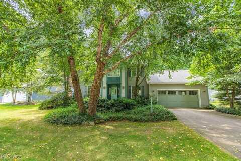 4554 Briarcliff Trail, Copley, OH 44321