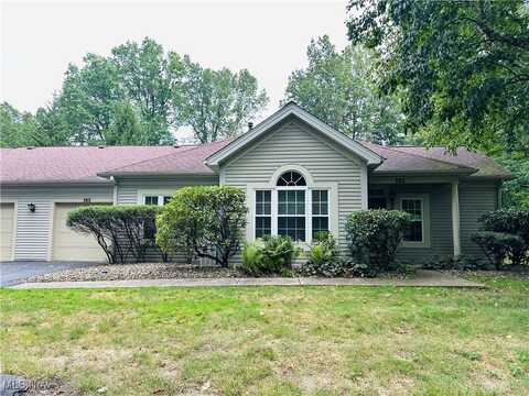 15 Woodland Chase Boulevard unit: (15), Niles, OH 44446