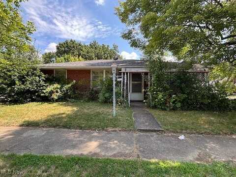 985 Clement Street, Akron, OH 44306