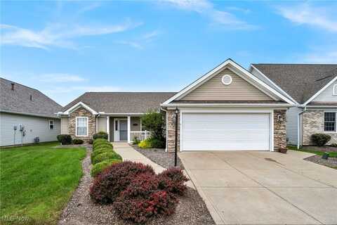 475 Falling Leaf Drive, Seven Hills, OH 44131