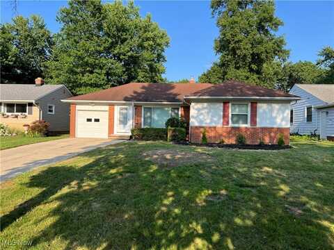 1135 Blanchester Road, Lyndhurst, OH 44124