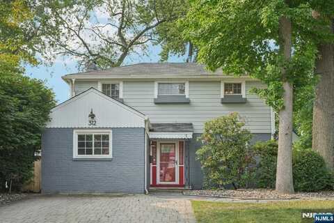 312 Hudson Avenue, Englewood, NJ 07631