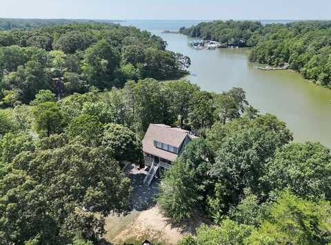501 Doggett Lane, Lancaster, VA 22503