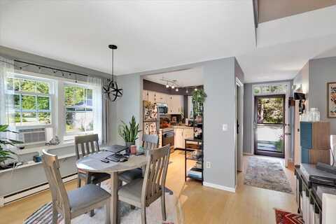 45 Village Commons, Colchester, VT 05446