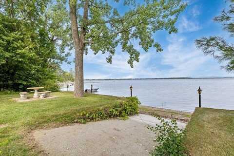 213 Access Road, Isle La Motte, VT 05463