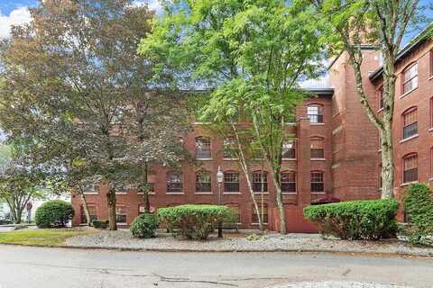 335 Cypress Court, Manchester, NH 03103