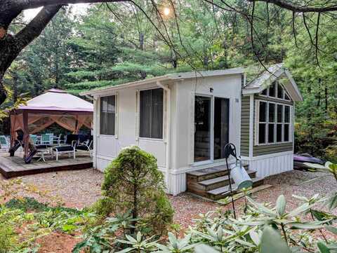 14 Overlook Road, Holderness, NH 03245