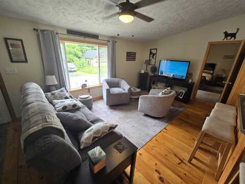 41 Brooklyn Street, Barre, VT 05641