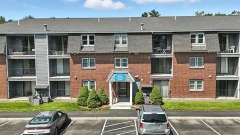 72 Bluestone Drive, Nashua, NH 03060