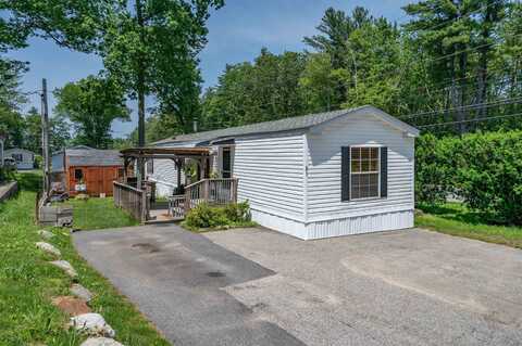 139 Rockingham Road, Derry, NH 03038