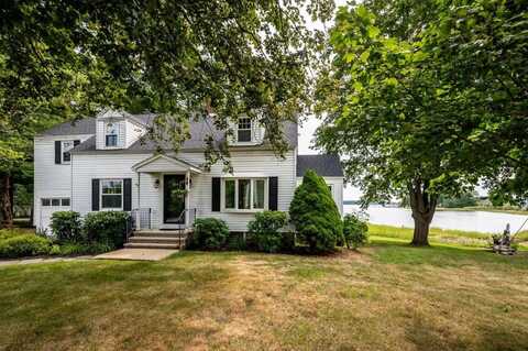 354 Dover Point Road, Dover, NH 03820