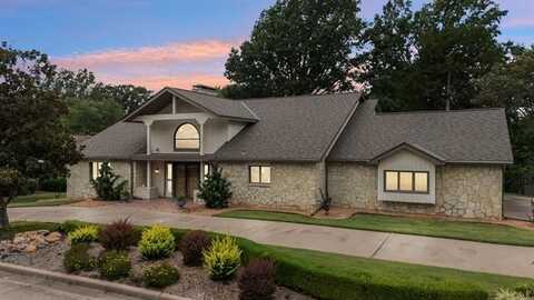 2505 Glynnwood Drive, Bartlesville, OK 74006