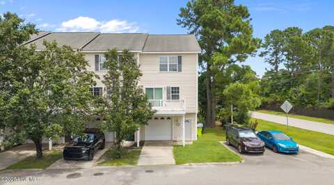 100 Heather Glen Circle, Havelock, NC 28532