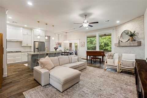 11304 Fairways Avenue, Yukon, OK 73099