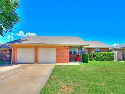 845 SW 8th Street, Moore, OK 73160