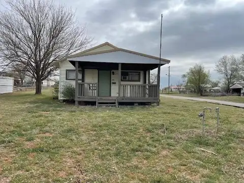 802 N 7th Street Street, Sayre, OK 73662
