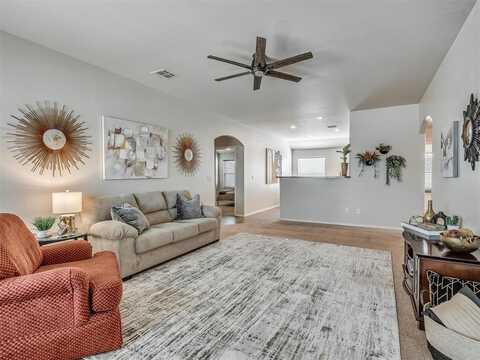 9625 Kylie Drive, Moore, OK 73160