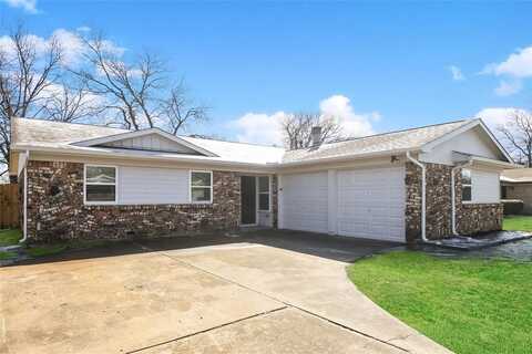 216 NE Craig Street, Burleson, TX 76028