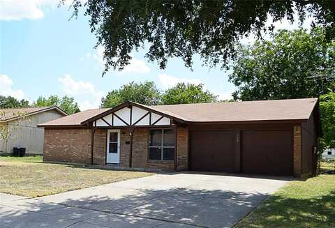 309 Quail Creek Drive, Crowley, TX 76036