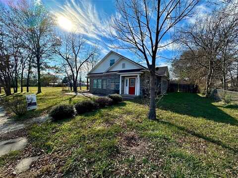 214 S 4th Street, Wills Point, TX 75169