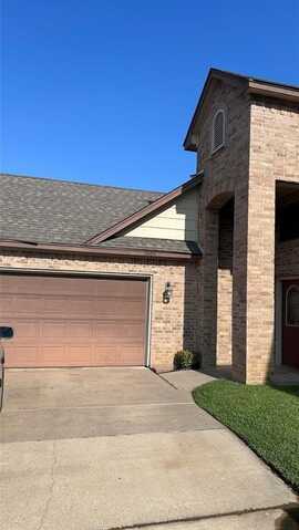 5103 Chesterfield Place, Arlington, TX 76017