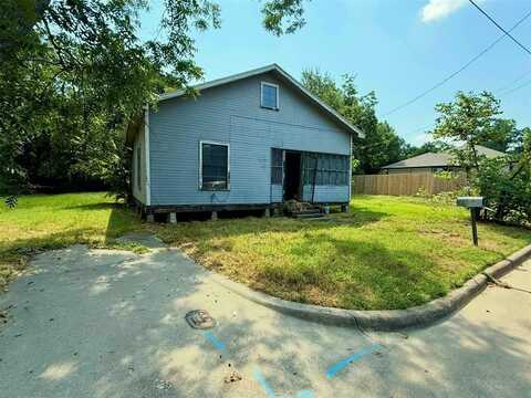 105 Ardis Street, Sulphur Springs, TX 75482