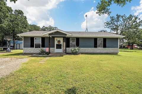 564 Longhorn Parkway, Axtell, TX 76624