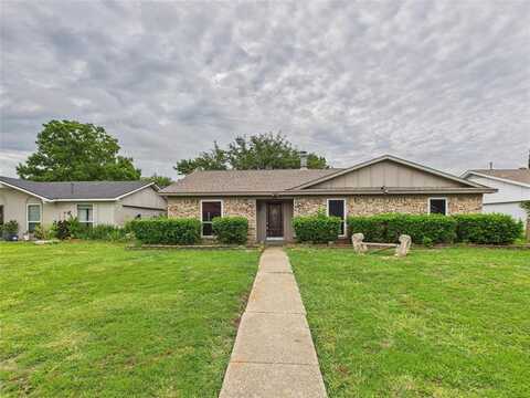 1310 Toyah Creek Lane, Garland, TX 75040