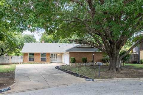 9009 Tioga Court, Fort Worth, TX 76116