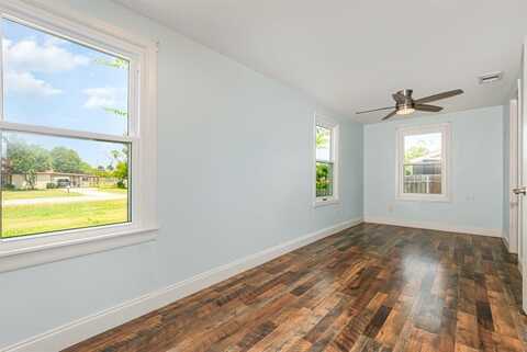 623 Concho Drive, Oak Point, TX 75068