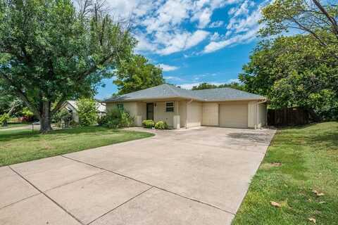 624 NW Douglas Street, Burleson, TX 76028