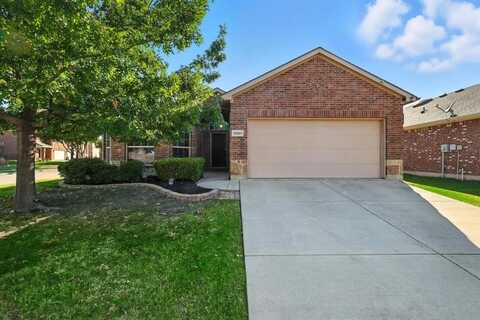 10901 Middleglen Road, Fort Worth, TX 76052