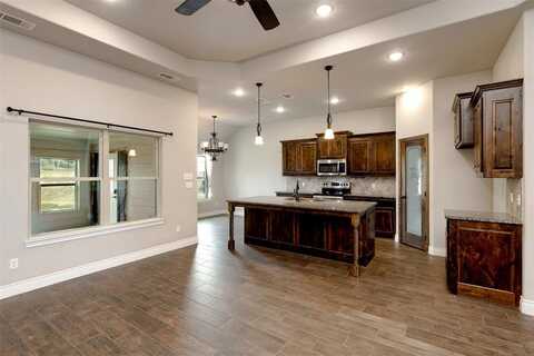 1008 Sky Court, Weatherford, TX 76085