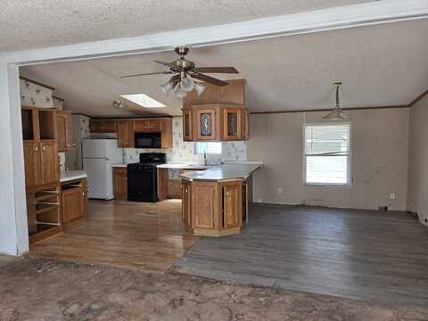 46 Bee Jay Dr., Lansing, MI 48906