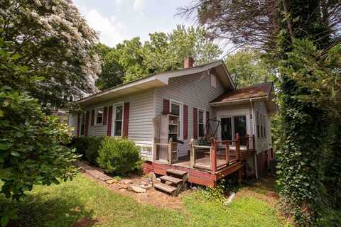709 Kensington Ave, North Wilkesboro, NC 28659