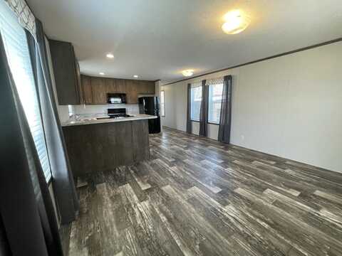 46000 Geddes Road, Canton, MI 48188