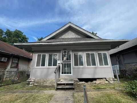 3502 MONTGALL AVE, Kansas City, MO 64128