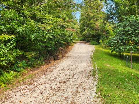 5821 Buffalo Road, Oneida, TN 37841