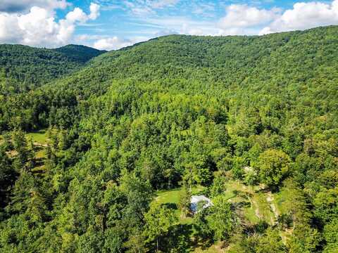 5821 Buffalo Road, Oneida, TN 37841